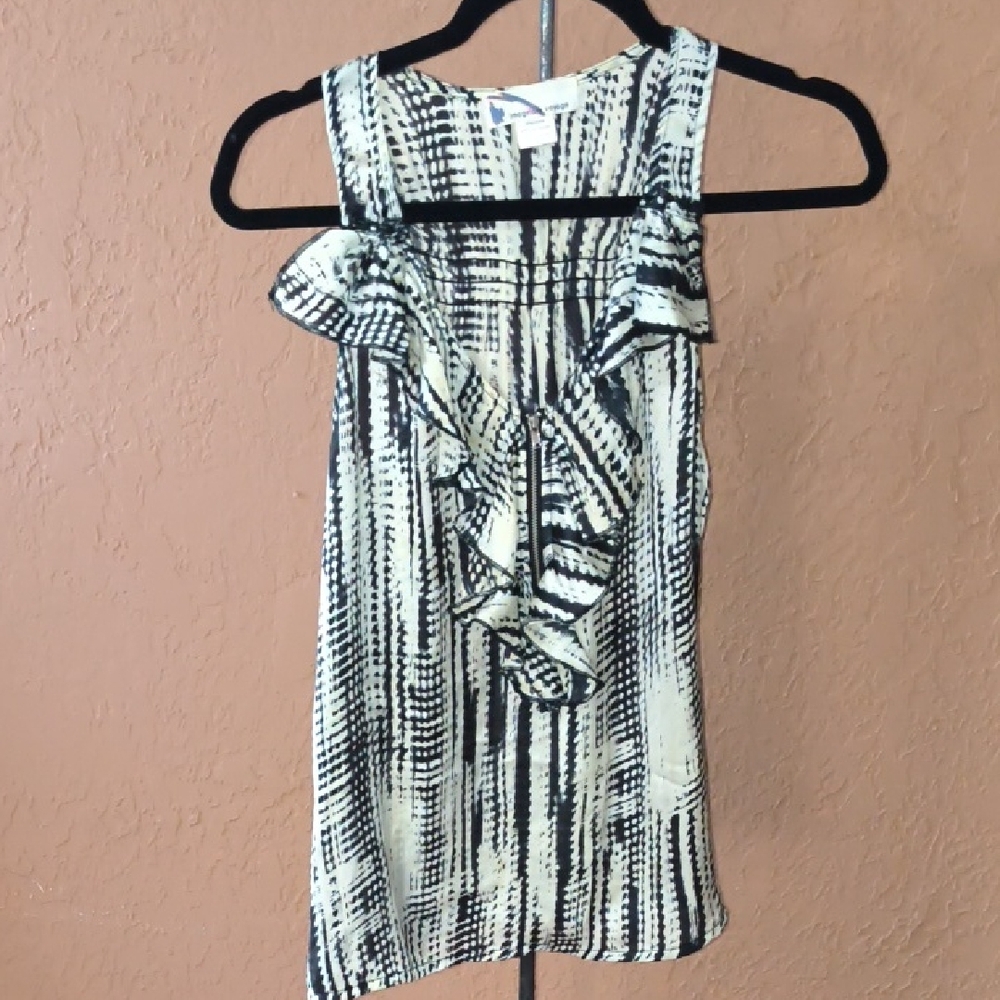 Imaginary Voyage Women's Black and Cream Sleeveless Blouse With Ruffle Size S